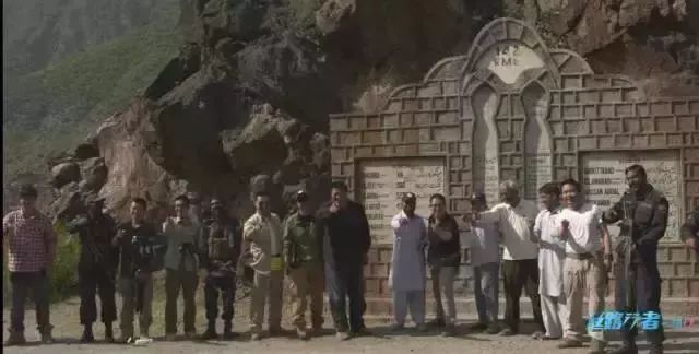 新疆喀什到巴基斯坦需要怎么过去,喀什通巴基斯坦公路