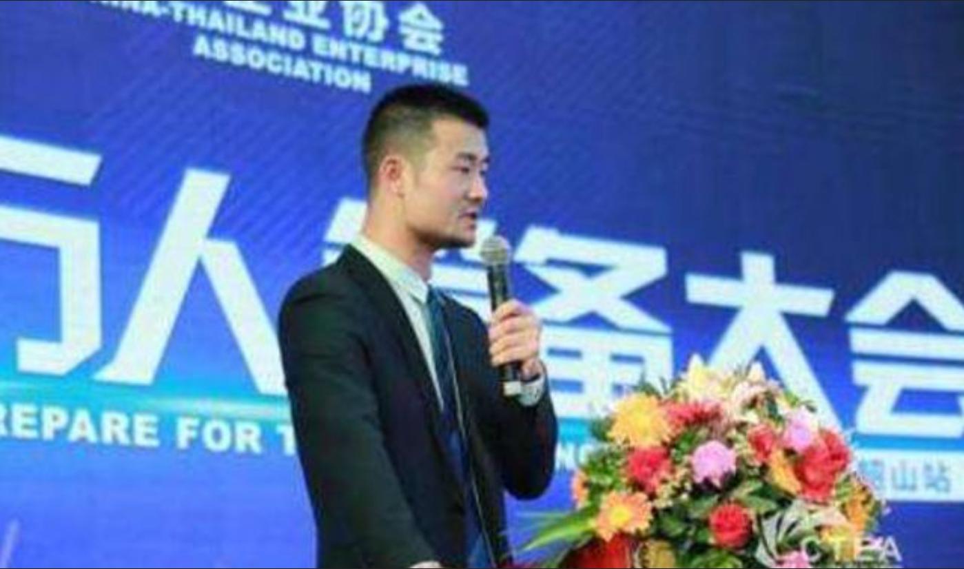 陕西小伙去伊拉克当雇佣军访谈,陕西小伙为100万当雇佣兵回国生活