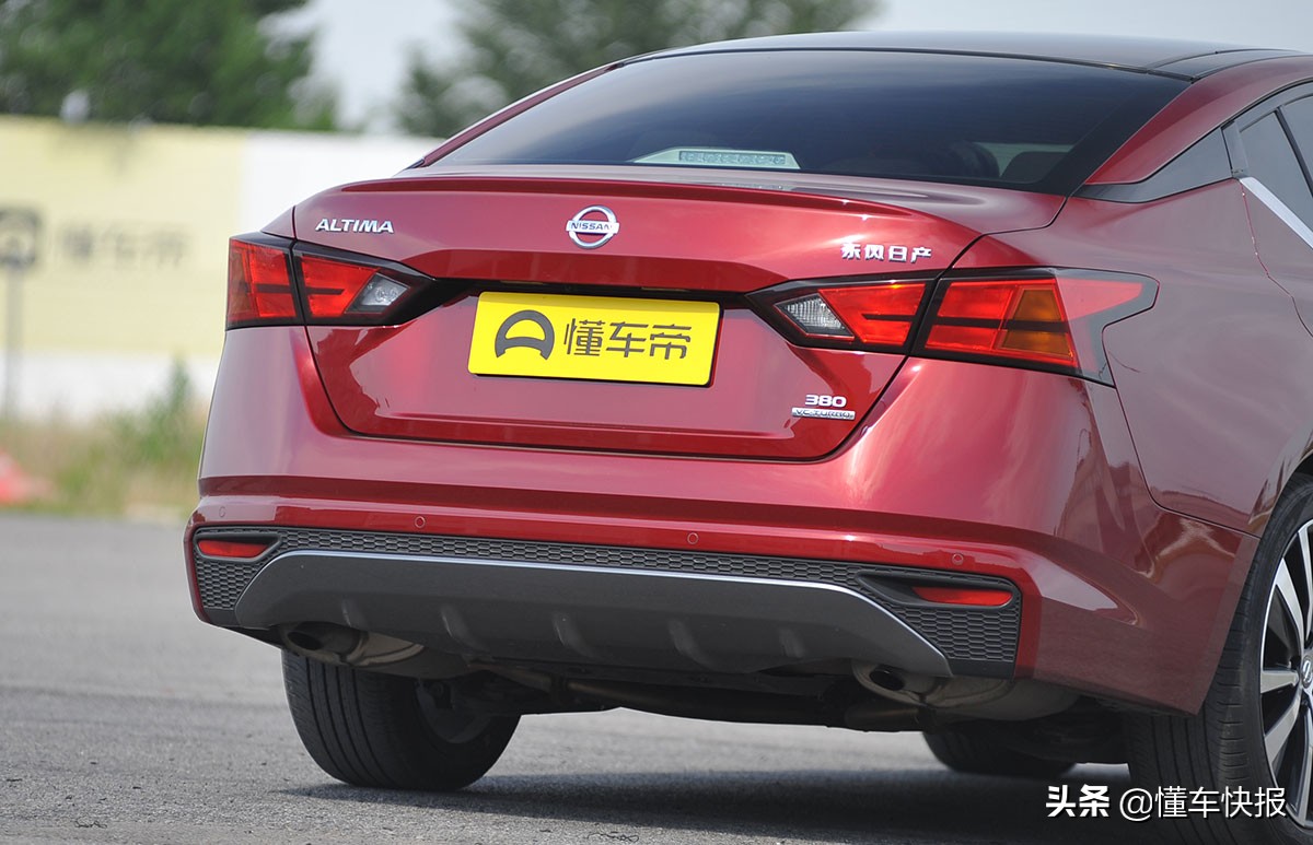 实测天籁2.50-100加速,21款天籁2.0自吸0-100加速多少秒