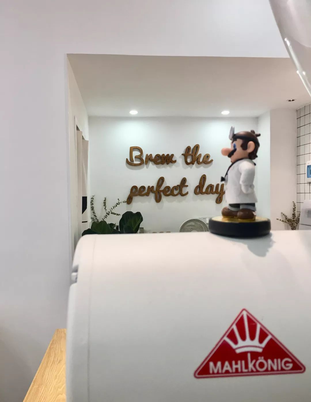 酗酒后起床,会想和重要的人分享的杭州骨灰级咖啡地图