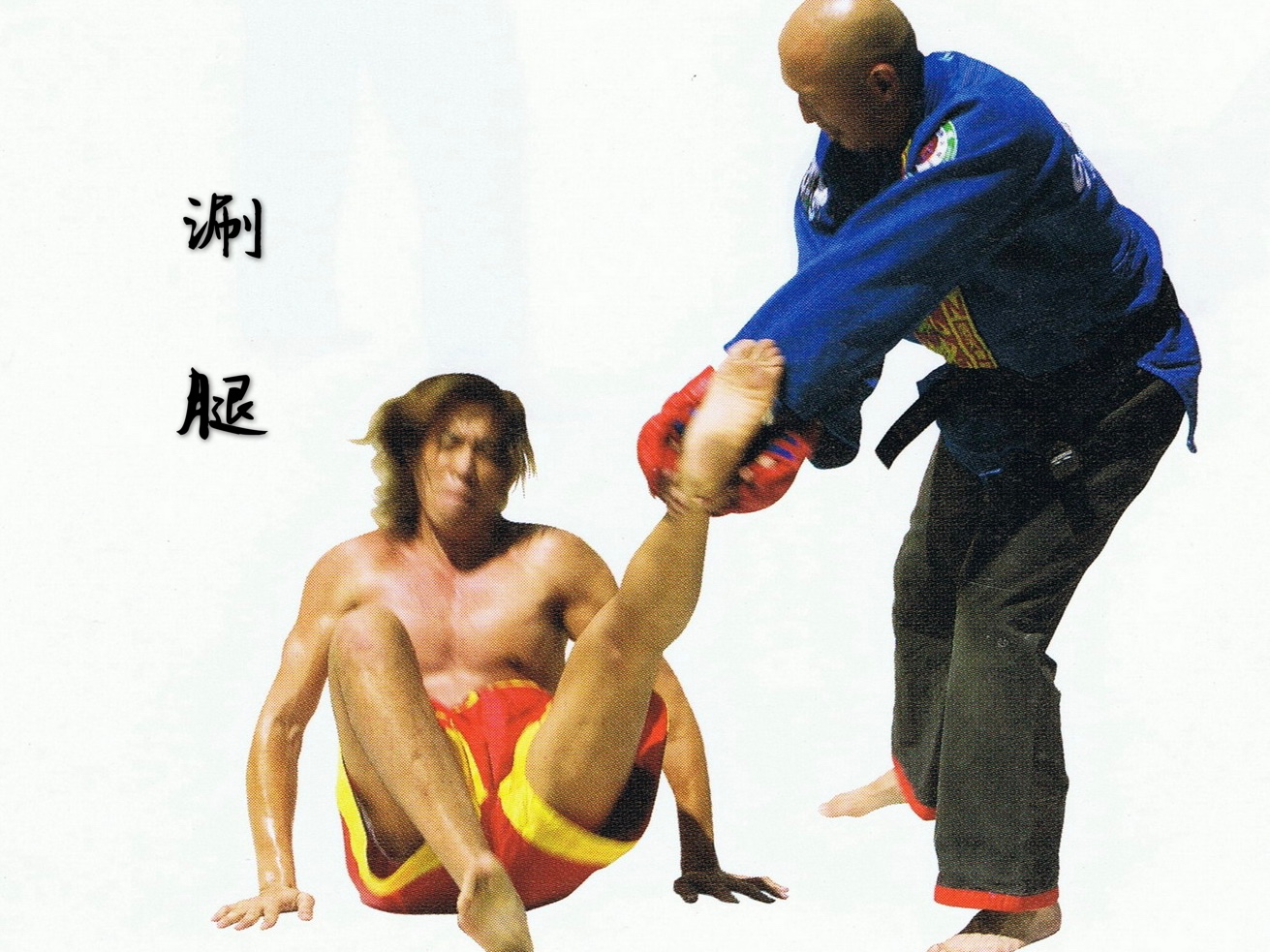 美女泰拳格斗教学接腿摔,格斗三连踢教学