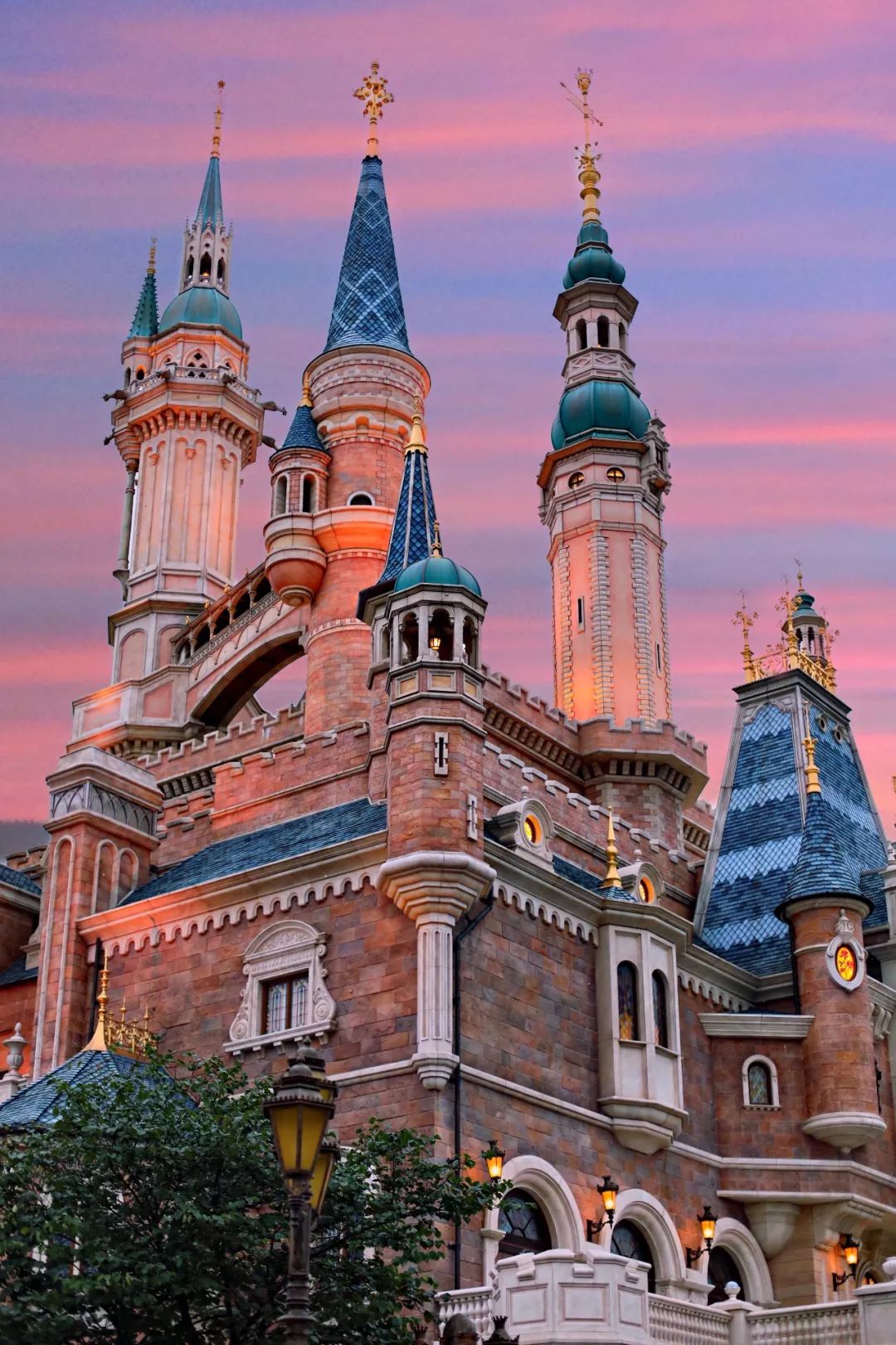 暑假去重庆两个人多少钱,暑假两个人去西藏需要多少钱