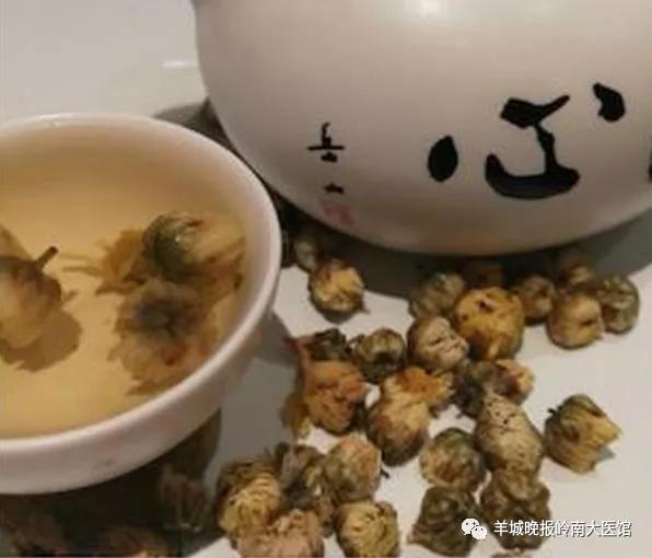 上热下冷是不是感冒,觉得上热下寒是什么原因