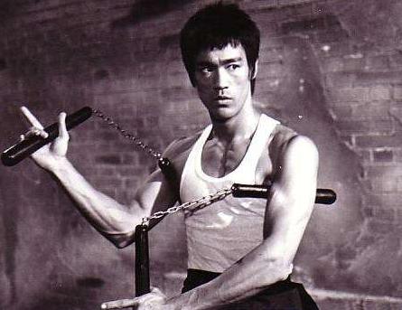 李小龙真有那么厉害吗,李小龙比成龙谁最厉害