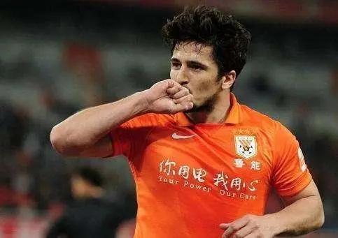 洛国富阿兰艾克森什么水平,高拉特洛国富艾克森阿兰