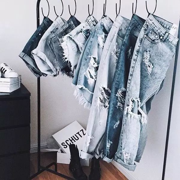 衣着穿戴包括哪些,牛仔裤必备