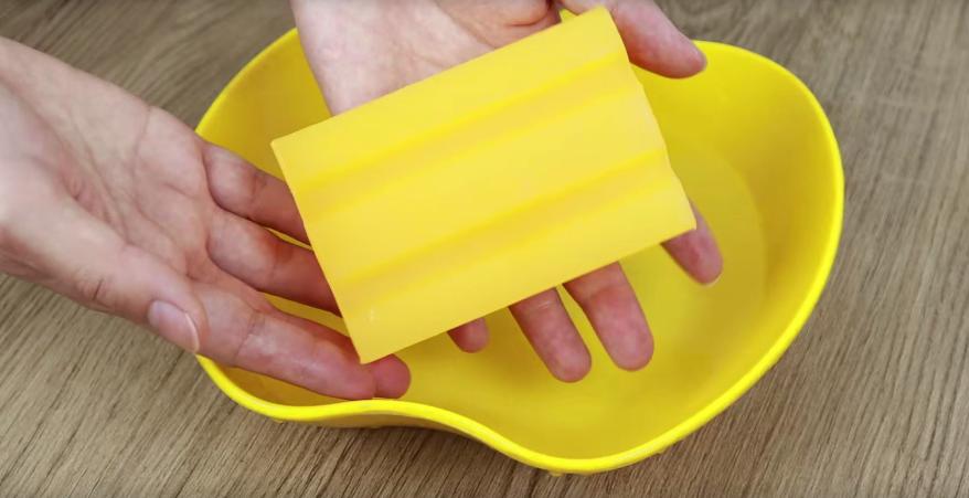 眼镜片上起雾的解决方法,眼镜片发雾怎么处理