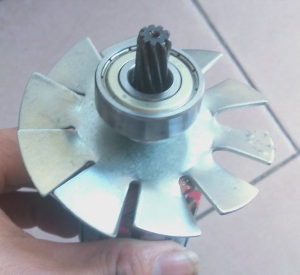 插电式手电钻有带扭力调节的吗,充电式手电钻内部齿轮构造