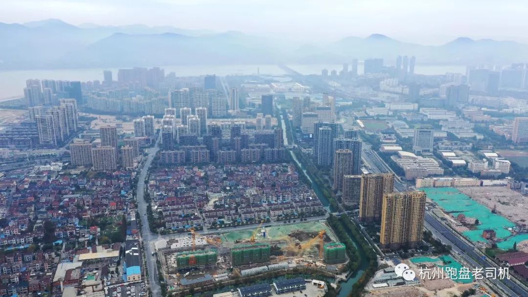 滨江区地铁口新开楼盘,滨江世茂二手房三室