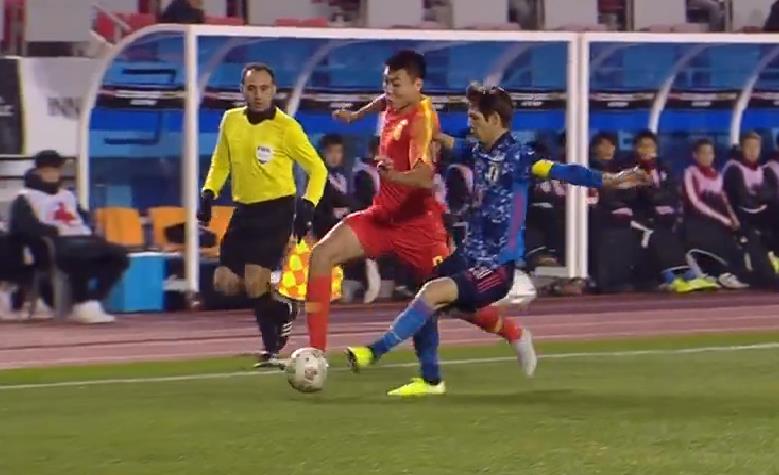 国足23年不敌日本遭遇两连败,国足不敌日本队各媒体的评价