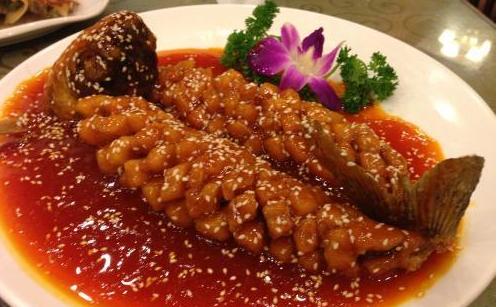 中国厨师做龙须面,特别好吃的龙须面