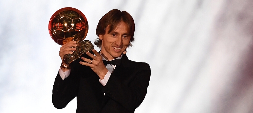 新王登基莫德里奇收获金球奖！老兵不死演绎足坛励志传奇