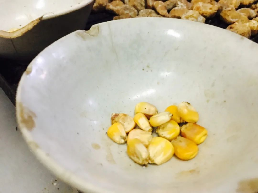 昆明疫情期间日销400000块，一口咬出“豆浆”的豆腐，在家就能吃