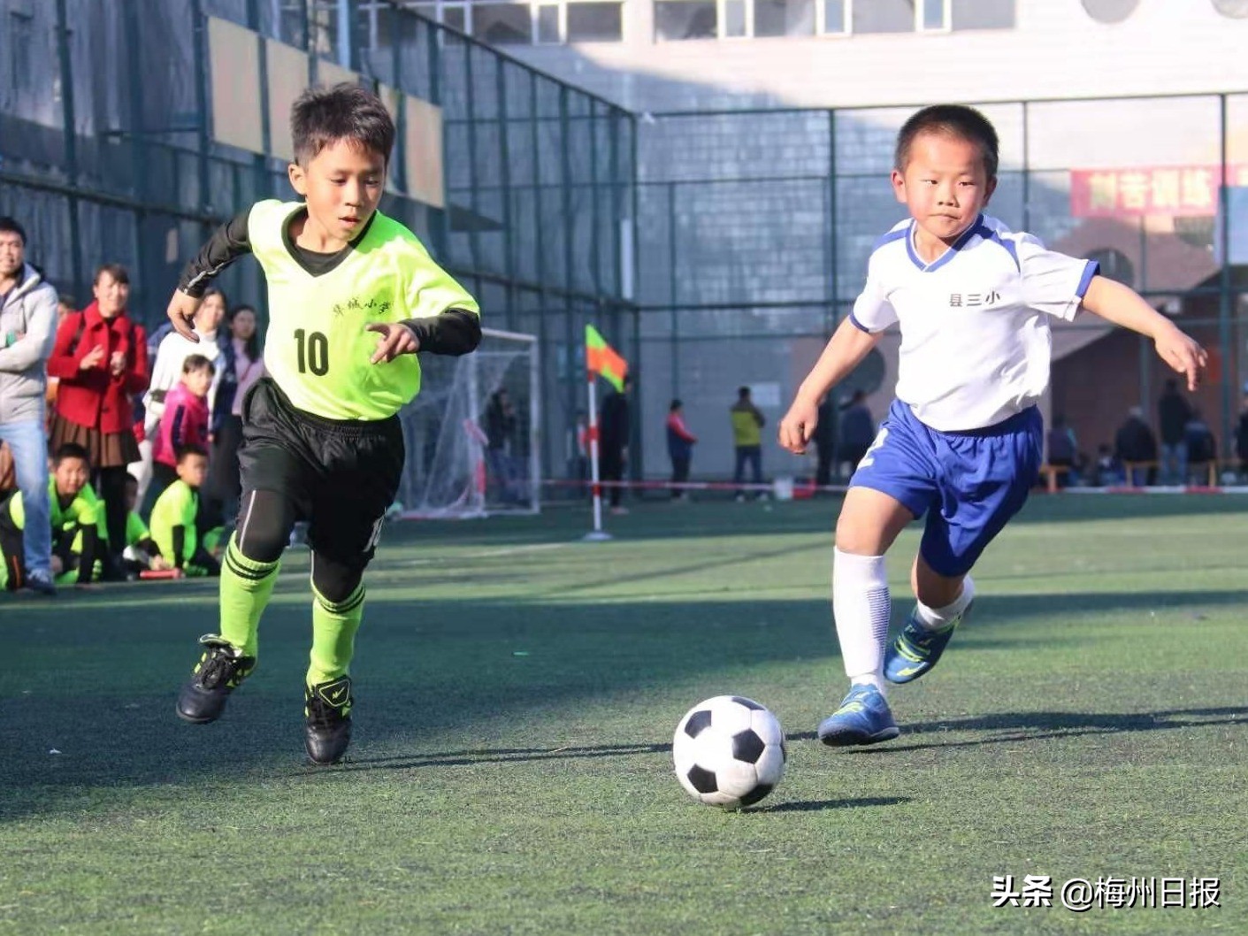 五华县第一小学全国冠军,第一小学篮球校队夺冠