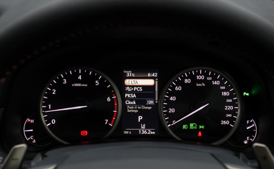 雷克萨斯nx300后排空间乘坐体验,新款雷克萨斯nx300四驱落地价格