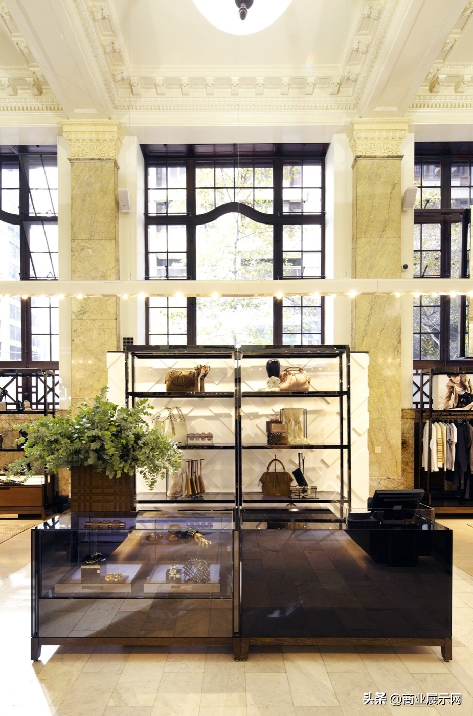 burberry奢侈品奥莱折扣店,博柏利burberry男装