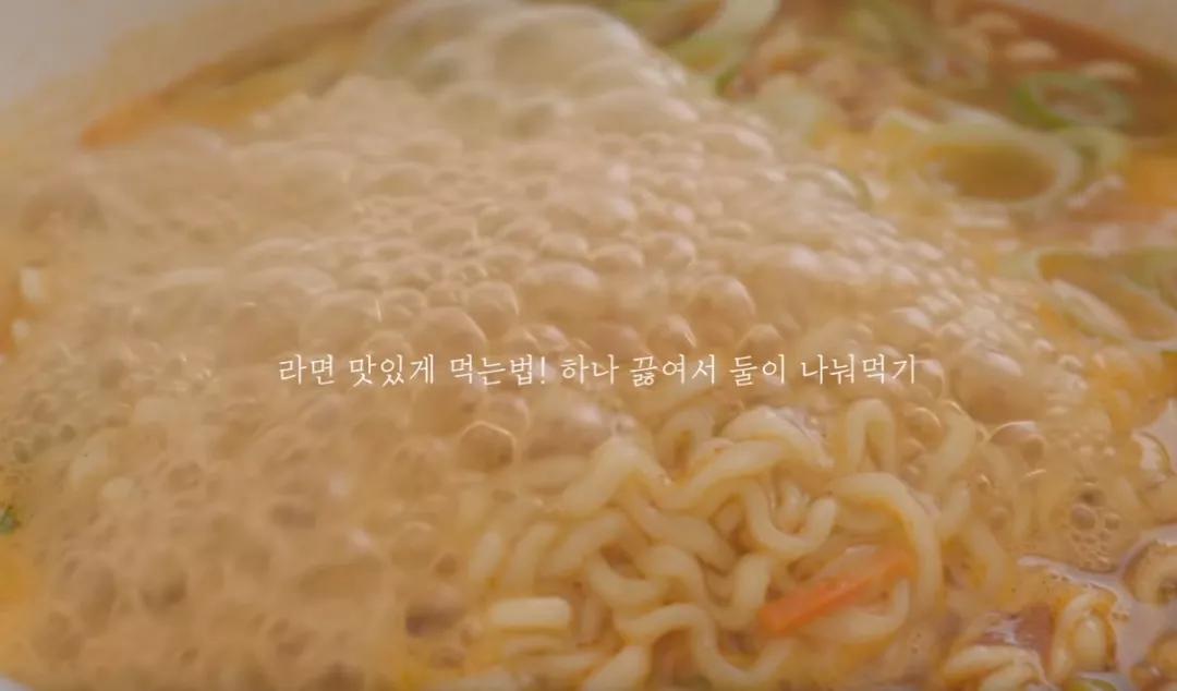 韩国主妇治愈生活,韩国主妇带着婴儿做家务