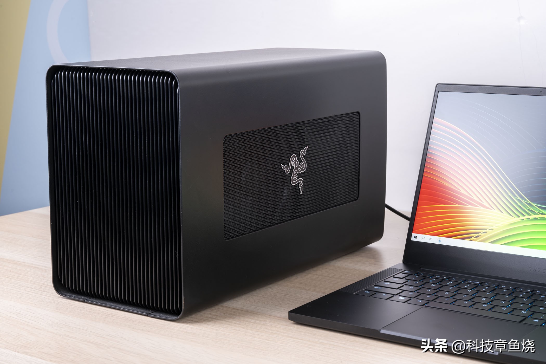 雷蛇战核显卡扩展坞工作原理,雷蛇战核x需要驱动么