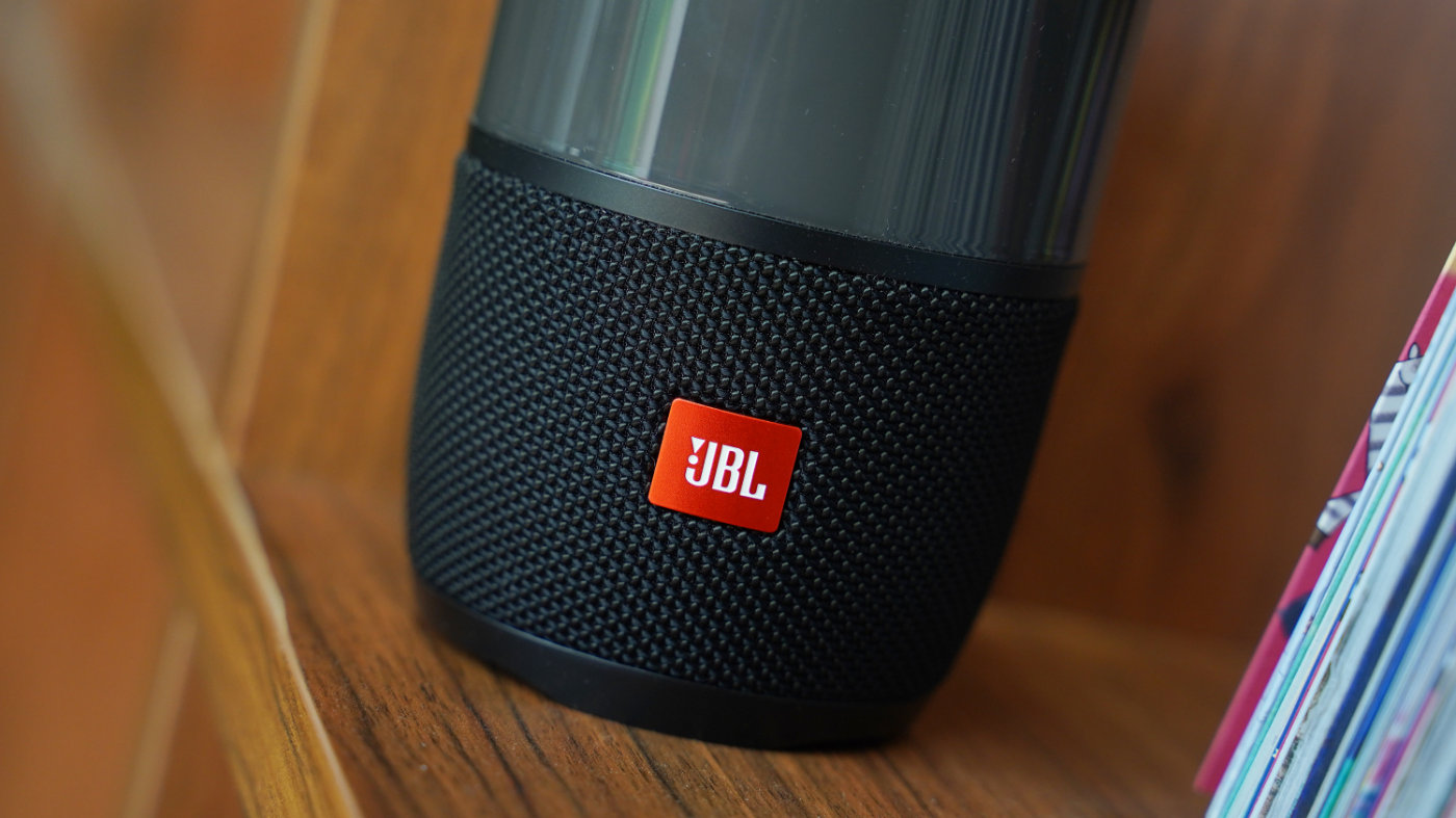 jbl和bose小水壶蓝牙音响评测,jbl和bose蓝牙音箱哪款最值得买