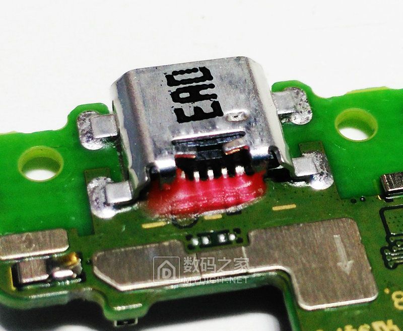 每日一拆,华为手机荣耀6x拆机