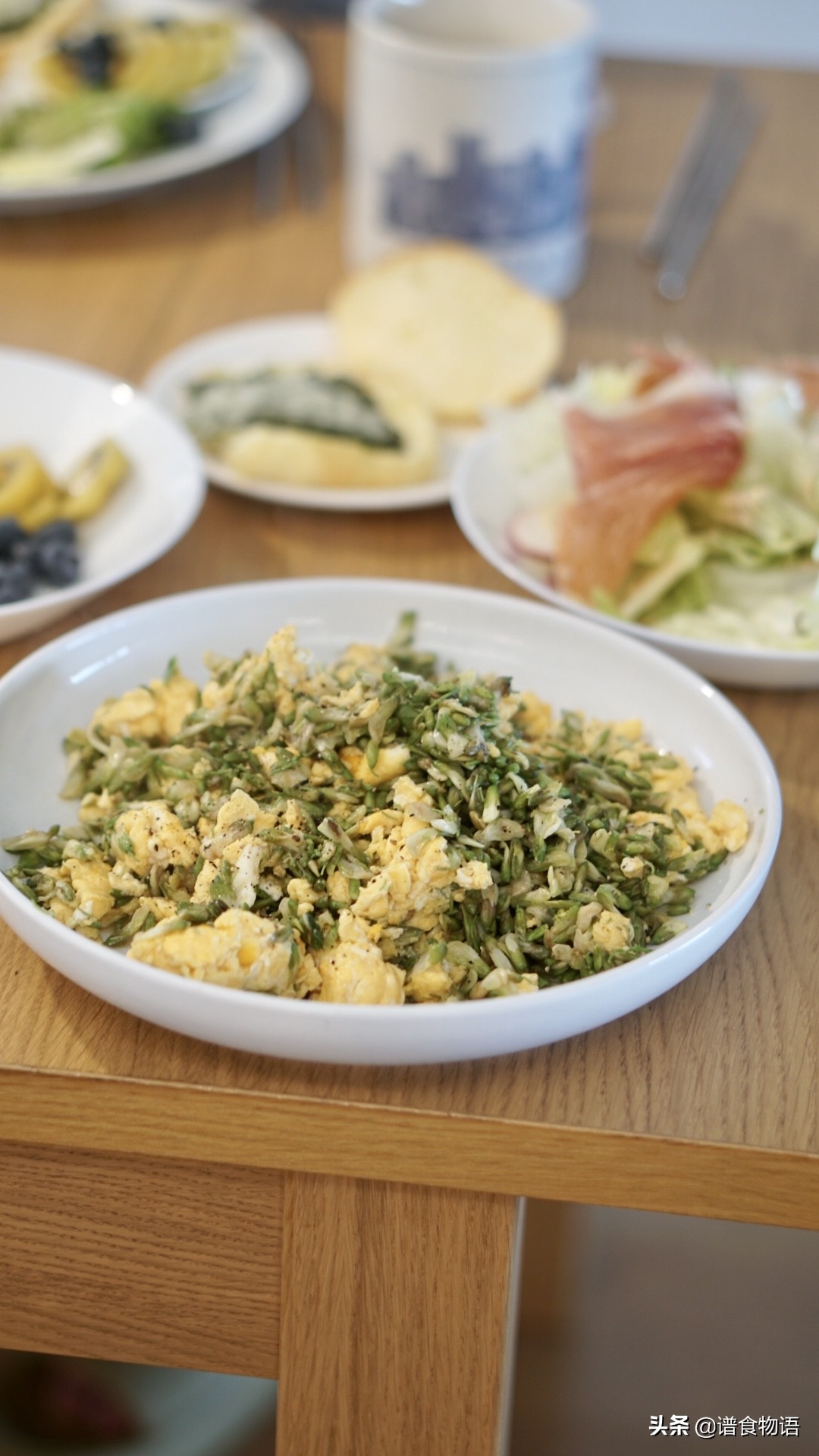 又是一年槐花季节槐花怎么吃好吃,好吃又清香的洋槐花