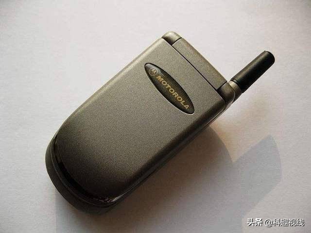 曾经最潮的功能手机，20几年前就买到了4000元，你还记得哪一款？