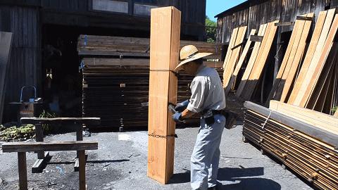 老木板更有质感,什么东西能让木板有光泽