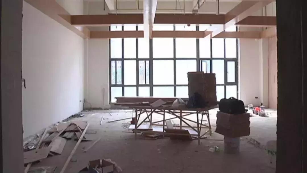 拖延工期替换材料,装修公司却说是业主授权的,还有电话录音!