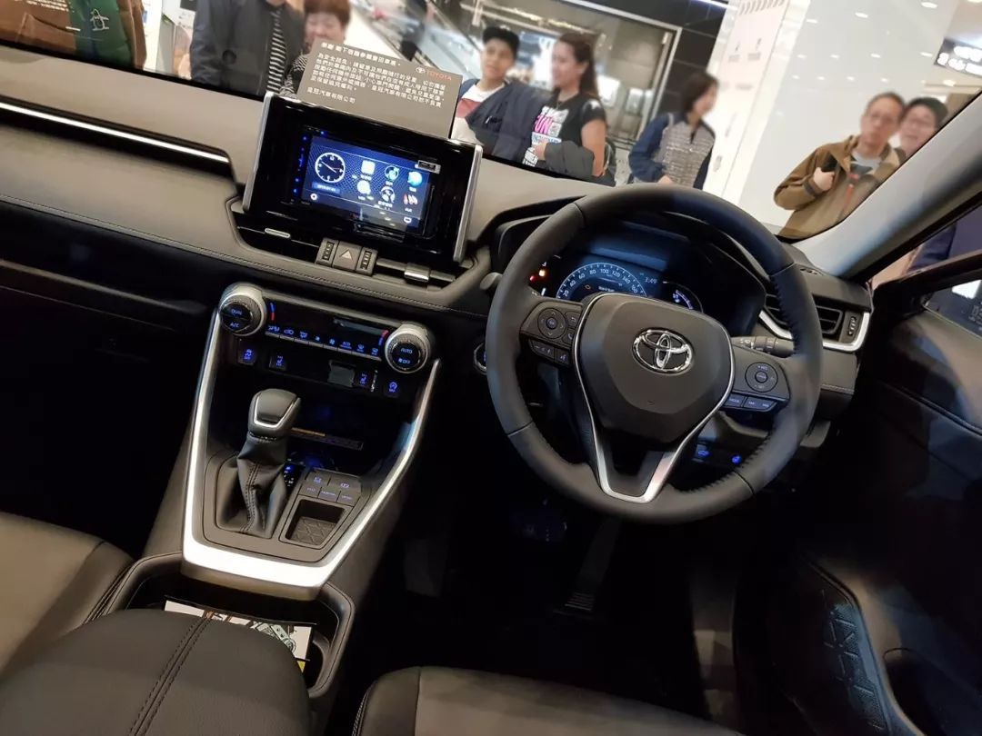 奔赴香港实测：这应该是最值得入手的RAV4！