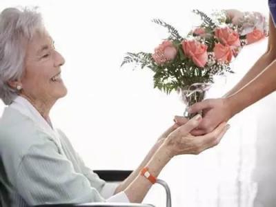 去探病买什么营养品合适,探病应注意些什么