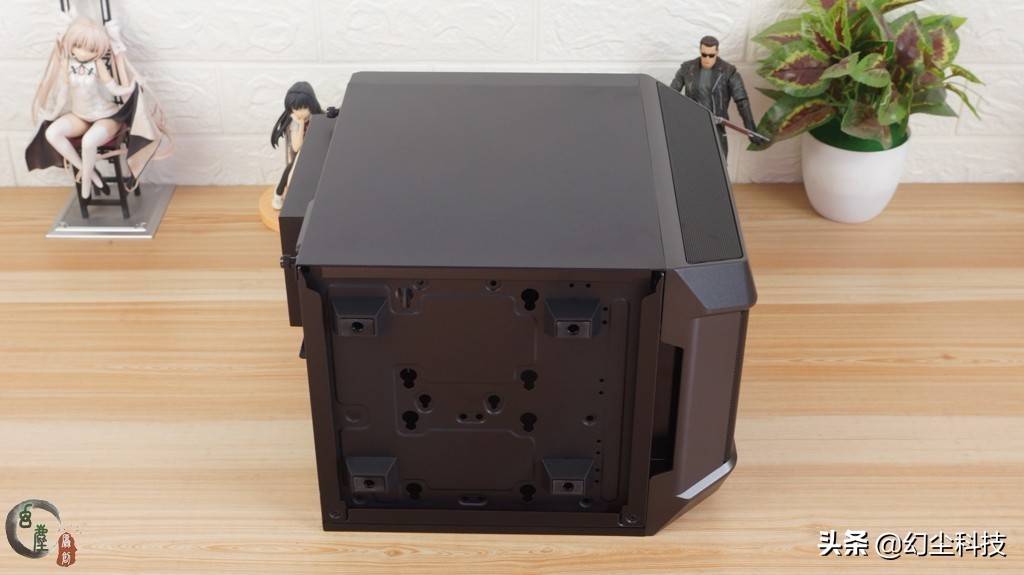 支持245matx的小机箱,能装150显卡matx机箱