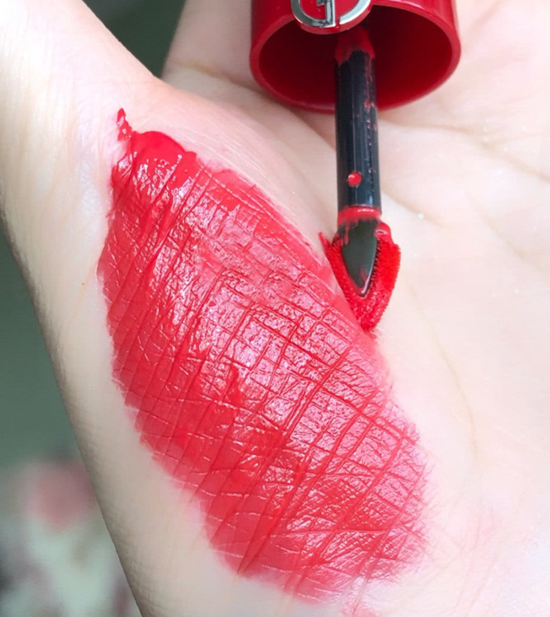 mac口红子弹经典正红色测评,mac口红盘点看看哪一款适合你