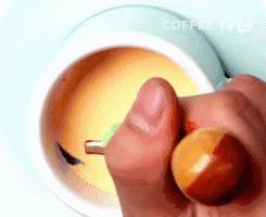 他把梵高的名画装进一杯咖啡，竟然撩到10万迷妹