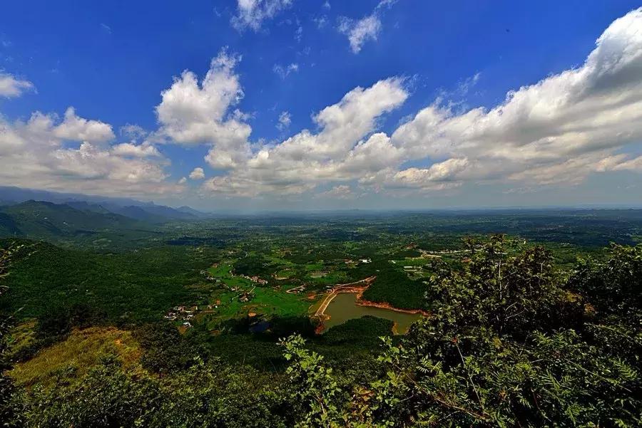 李白故里江油属哪个市,诗仙李白故里江油