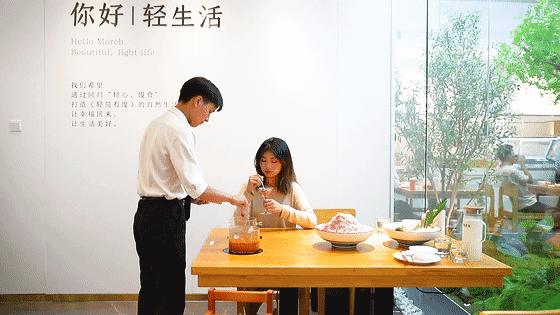 东城万达今天营业吗,万达排队店