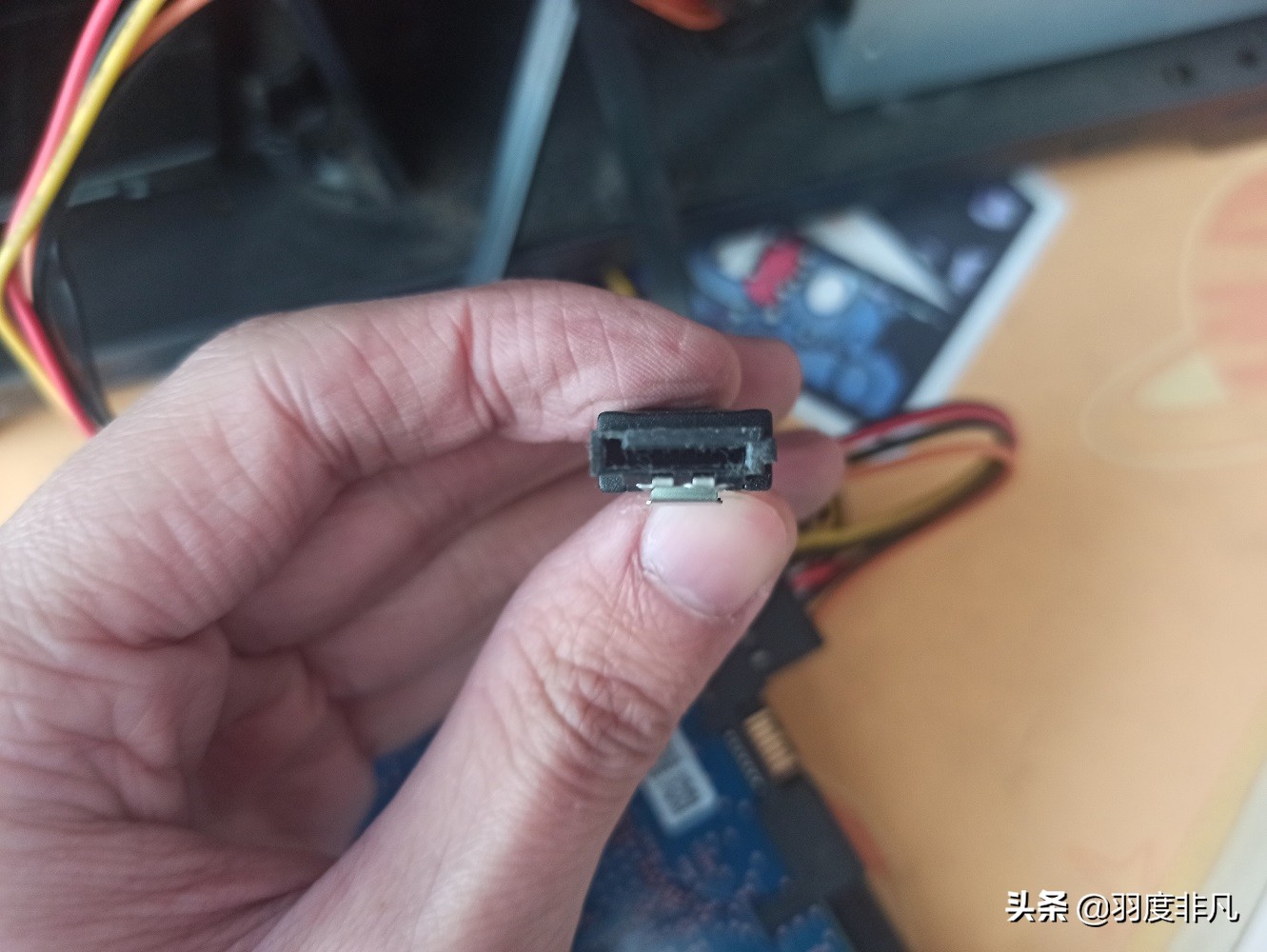 台式机固态机械双硬盘安装图解,台式电脑机械硬盘安装教程