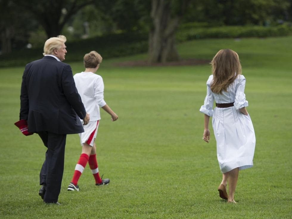 川普小儿子近照,川普的小儿子颜值逆天