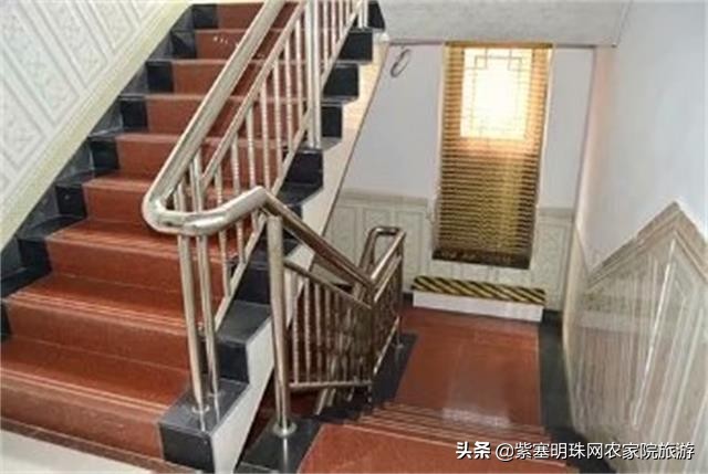 夏天去赶海抓螃蟹小龙虾,东戴河亿方客宾馆