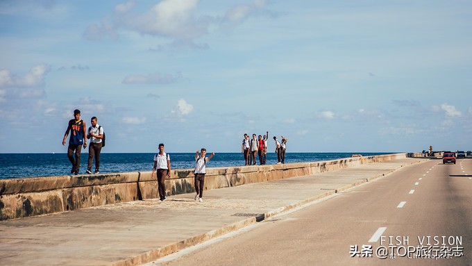 抽着雪茄的古巴大爷图片,mojito承载古巴人的微醺与浪漫