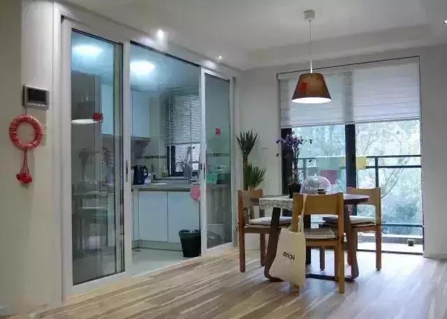 厨房推拉门能挡油烟吗,厨房究竟有没有必要装门