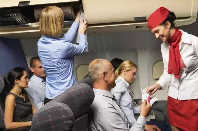 飞机上面的秘密,飞机里的小秘密