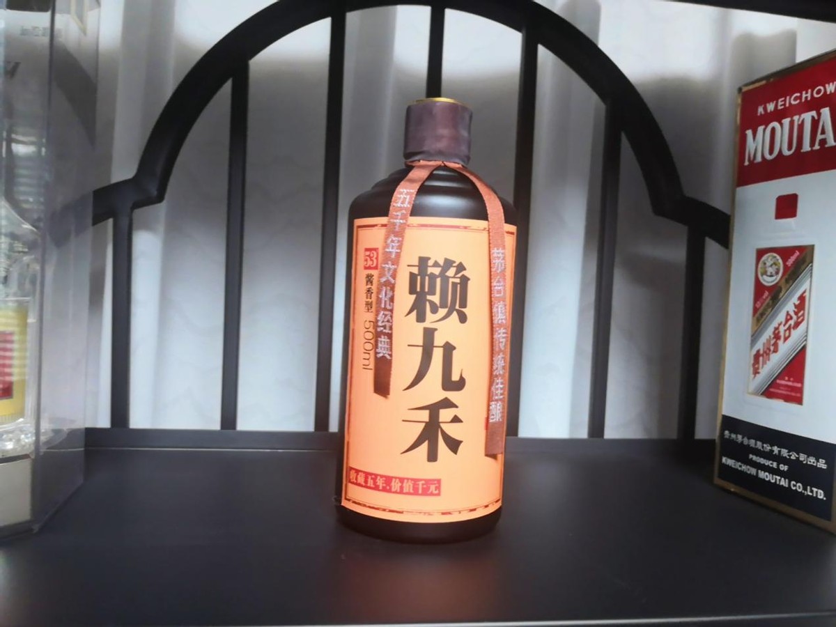 喝白酒必须知道的三件事,喝白酒要有什么字样