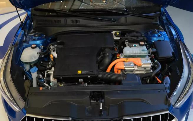 起亚k3phev多少钱,起亚k3100公里油钱大概多少