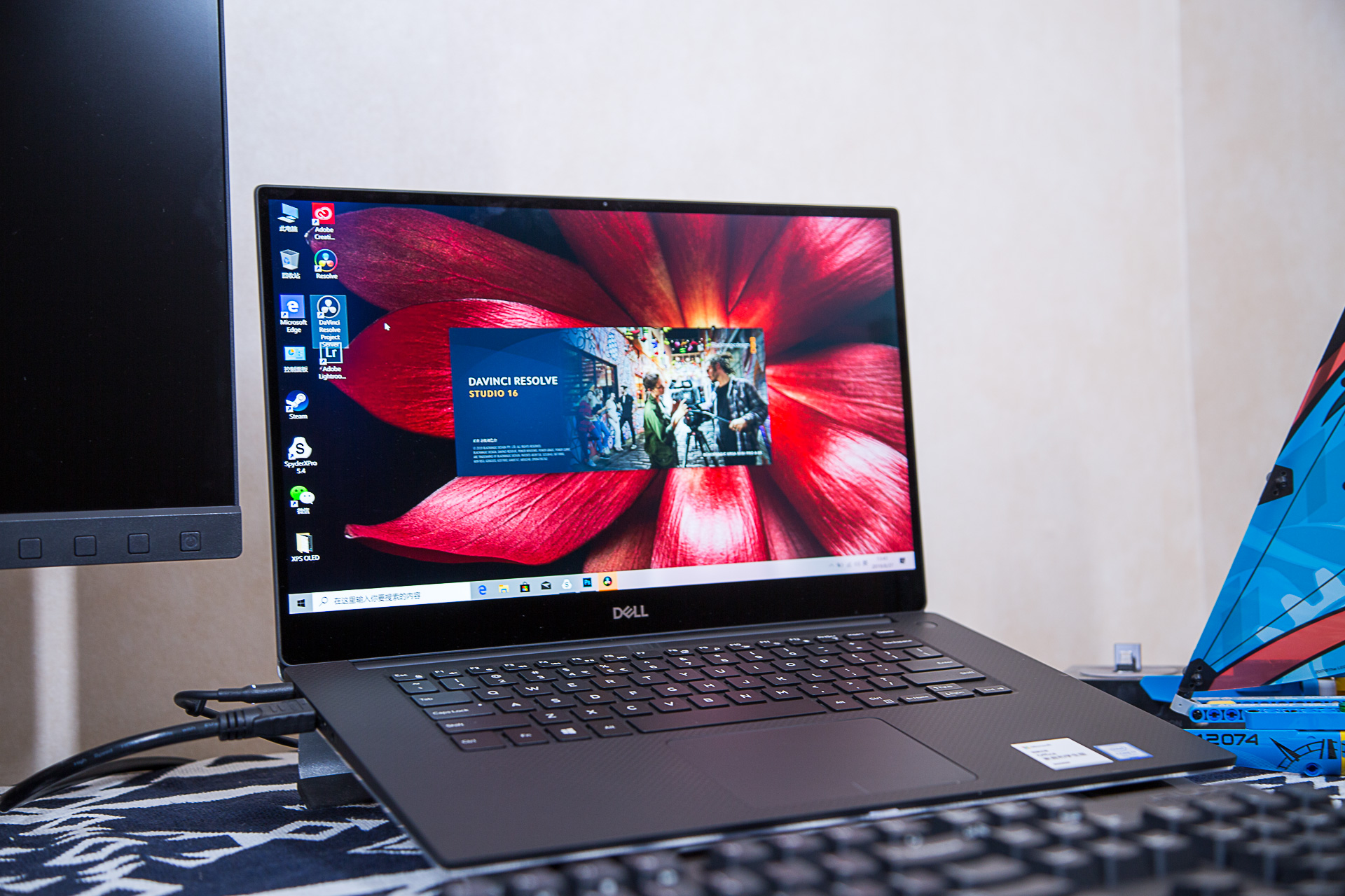 戴尔xps157590屏幕刷新率,dellxps159570测评