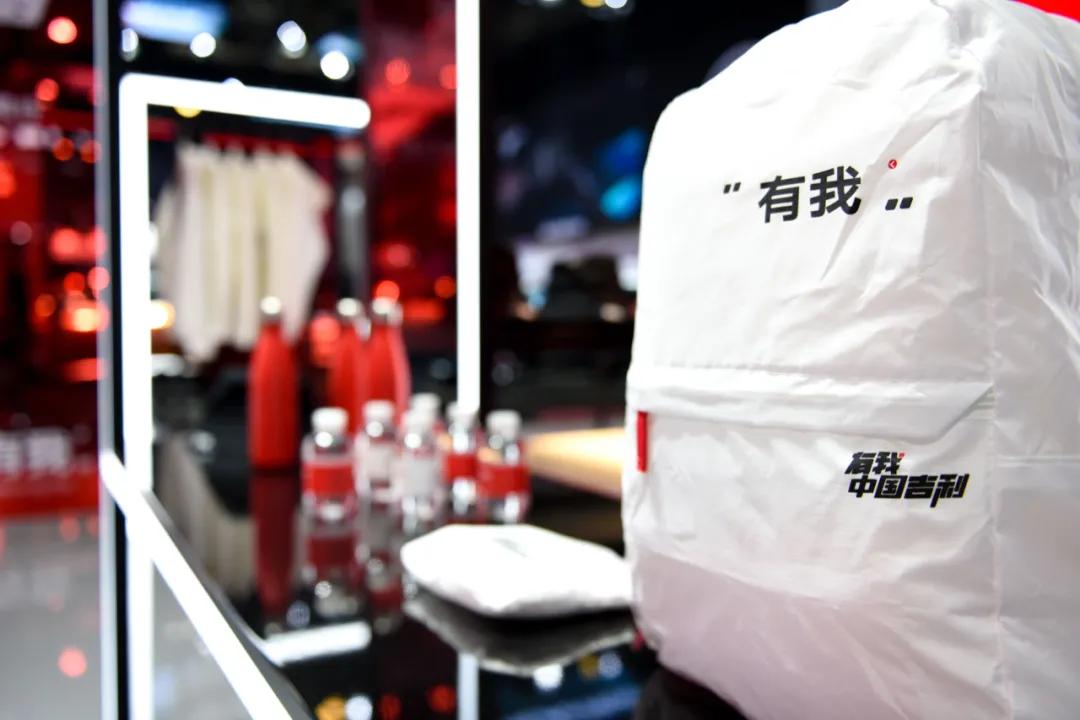 国产家轿不将就，现场堪比迪士尼，北京车展除了新车还看些啥？