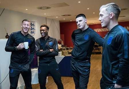 足球历史上比梅西还要强大的球员,足球天赋极高的球员