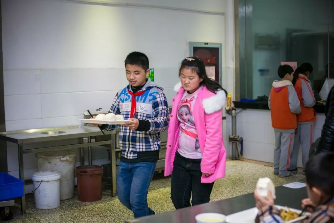 江苏徐州五岁孩子,徐州五中的孩子