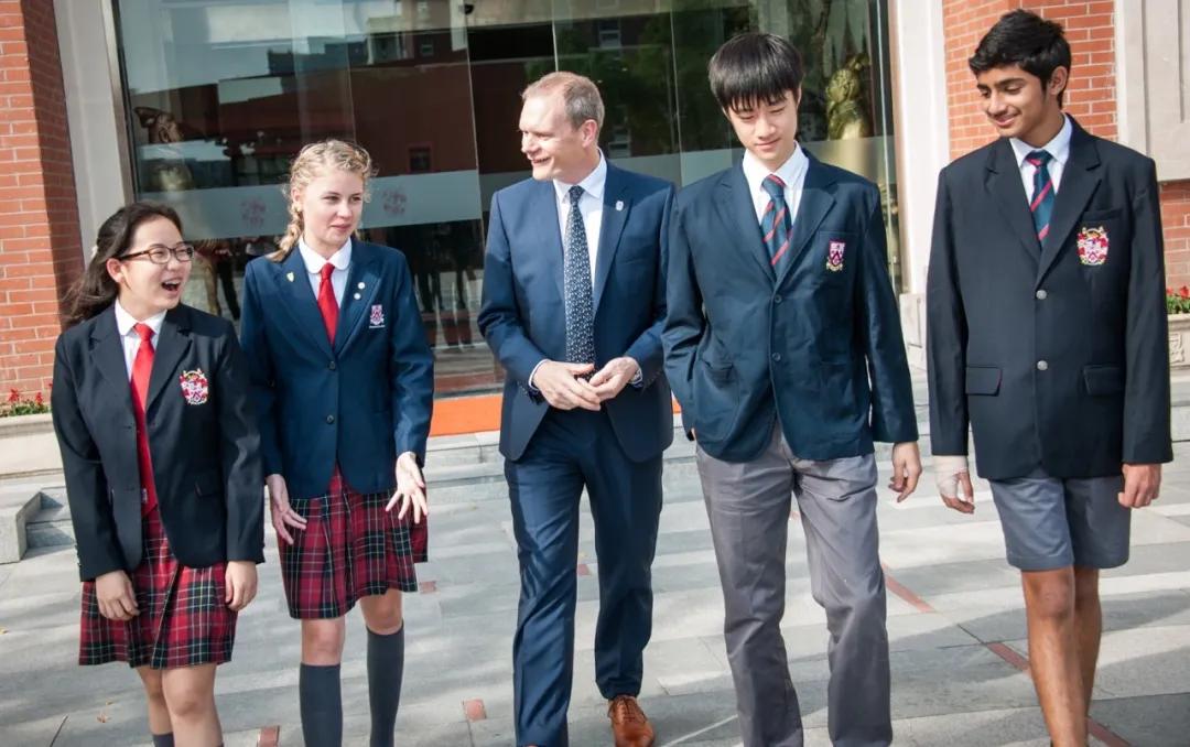 新加坡校服哪个好看,新加坡好看的校服