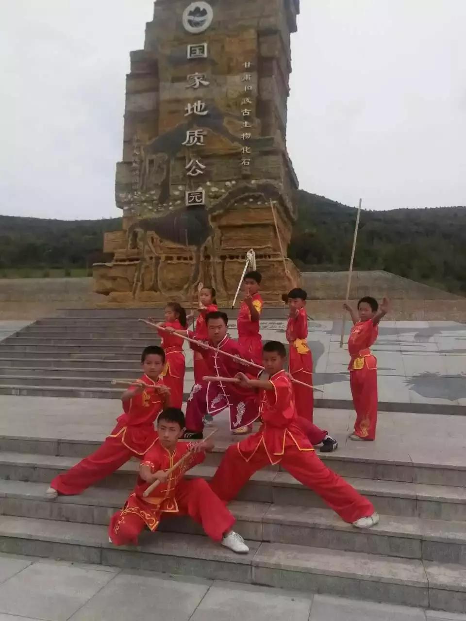 武林高手倾情展演掀热潮,武林盛会高手云集