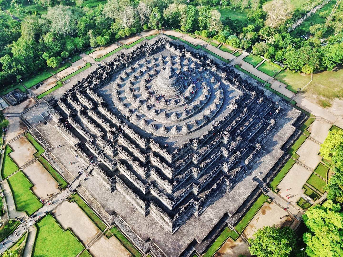 印尼跟团游深度探索当地人文风情,印尼朝圣之旅